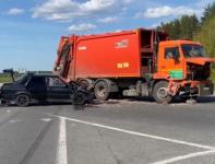 Два человека пострадали в аварии с КАМАЗом на трассе под Ардатовом 
