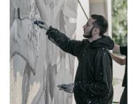 Калининградский художник создал стрит-арт на опоре метромоста в Нижнем Новгороде 