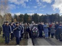 Погибшего в зоне СВО Михаила Ильина похоронили в Сокольском округе 