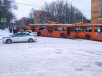 Массовое ДТП с общественным транспортом и легковушкой произошло в Нижнем Новгороде 