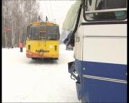 Автобус столкнулся с троллейбусом на перекрестке в Нижнем Новгороде 