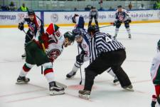 Благотворительный хоккейный матч состоялся в Нижнем Новгороде 