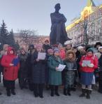 Жители Нижнего Новгорода провели сбор подписей против дистанционного обучения 