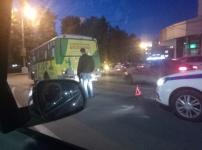 Маршрутка и иномарка столкнулись на улице Горького в Нижнем Новгороде 