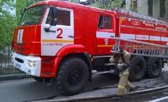 Легковушка протаранила пожарный автомобиль на перекрестке в Заволжье 