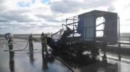 Два автомобиля сгорели в Дзержинске 6 октября 