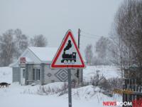 Электричка с пассажирами и грузовик столкнулись на переезде в Нижегородской области 