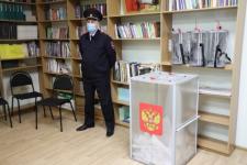 Наблюдатель за выборами упал в обморок на избирательном участке в Павлове 