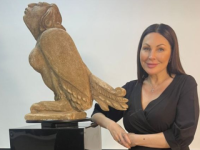 Нижегородская актриса Бочкарева показала свои картины и скульптуры 
