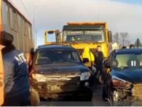 Два ДТП с 14 автомобилями произошло из-за гололёда в Кстовском районе 