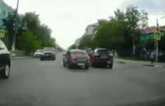 Водитель иномарки плюнул в лицо женщине-автоинструктору в Дзержинске   