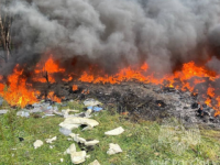 Мусорная свалка с покрышками загорелась в Кстовском районе 7 июня 