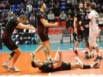 Волейболисты нижегородского АСК обыграли «Шахтёр» после 9 поражений 