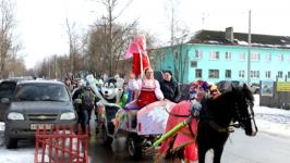 Без комментариев: Масленичное шествие в Володарском районе Нижегородской области 