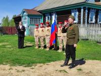 Акции «Парад у дома ветерана» прошли в Нижегородской области перед Днем Победы 