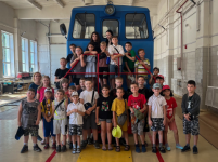 Юные железнодорожники организовали экскурсию для детей по «Малой Горьковской» 