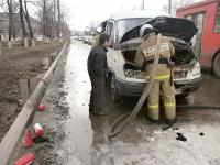 Автомобиль "ГАЗель" загорелся в Нижнем Новгороде из-за неисправности электропроводки 