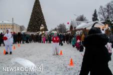 Праздничные гуляния продолжаются на «Горьковской елке»  