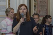Солонченко устроила новогодний праздник для одаренных детей 