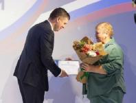 185 нижегородских волонтёров наградили за помощь участникам СВО 