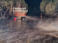 Автомобиль утонул на затопленной дороге Павлово – Тумботино из-за навигатора 