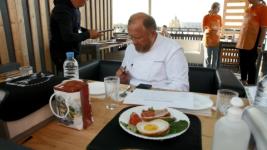 Константин Ивлев судил Школьную кулинарную битву в Нижнем Новгороде  
