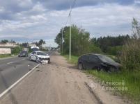 Водитель Ford врезался в патрульную машину ДПС в Дзержинске 