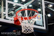 Нижегородская гимнастка Дина Аверина показала трюк с баскетбольным мячом 