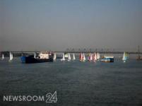 Пять пассажиров яхты сняли с мели на Волге в Балахнинском районе 