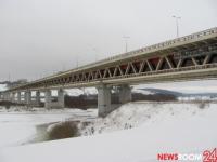Разрушение бетонного слоя на нижегородском метромосту объяснили морозами  