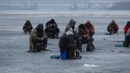 Рыбаков спасали на Волге в Нижнем Новгороде 