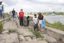 Воскресник прошел в Нижнем Новгороде в рамках фестиваля «Рок чистой воды» 28 июля 