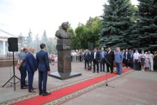 Памятник экс-начальнику ГЖД Омари Шарадзе появился в Нижнем Новгороде  