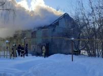 19 человек эвакуировали при пожаре в жилом доме в Балахне 23 февраля    