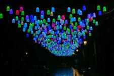 Аллея с тысячей фонариков появилась в нижегородском парке «Швейцария» 