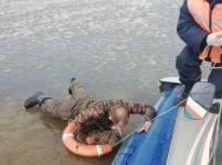 Провалившегося под лед рыбака спасли из Волги в Воротынском районе   