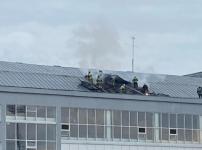 Крыша бассейна загорелась в Дзержинске 23 августа   
