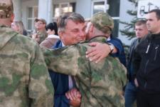 14 военнослужащих из Дзержинска снова уехали на СВО после отпуска 