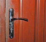 38-летний рецидивист выбил дверь и обокрал квартиру в Нижнем Новгороде 