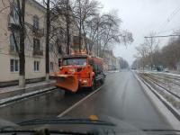 Нижегородские дороги поручили чистить круглосуточно из-за затяжного снегопада 