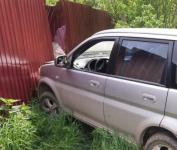 Погиб водитель врезавшейся в забор иномарки в Богородском районе 