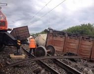 Железнодорожные пути, поврежденные крушением поезда, будут восстановлены после ремонта канализационного коллектора Дзержинским водоканалом. 