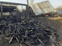 Пять сараев сгорели в Павловском районе из-за неисправной проводки  