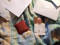 Папа Римский подарил нижегородскому школьнику освященный розарий 