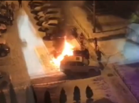 Mazda и Porsche Cayenne пострадали при пожаре в нижегородском ЖК «Водный мир» 