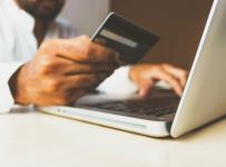 Нижегородцы стали зарабатывать с онлайн-шопинга вдвое чаще 