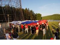 162-метровый российский флаг развернули у Шуховской башни в Дзержинске 