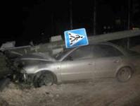 Автомобиль врезался в столб в Нижегородской области 