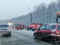 Троллейбус врезался в столб на проспекте Гагарина 